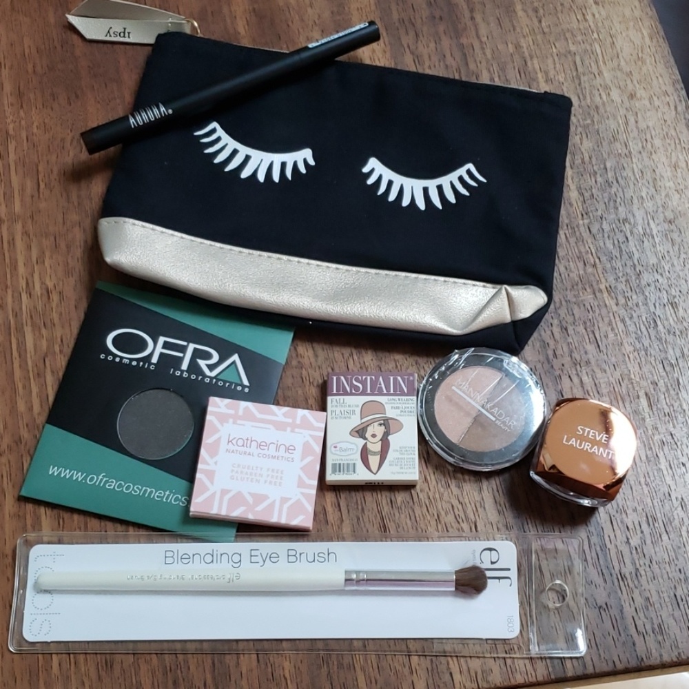 Ipsy Makeup bag with new makeup
